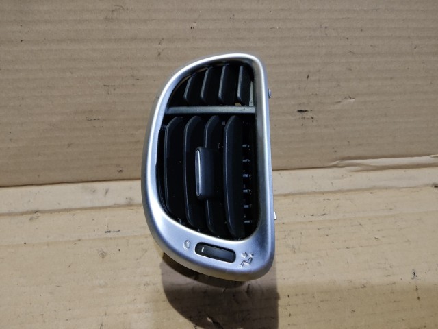 Fiat 500 L 2012-2017 Levegő beömlő Használt