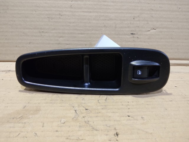 Fiat 500 L 2017-2022  jobb első ablakemelő kapcsoló 735663196