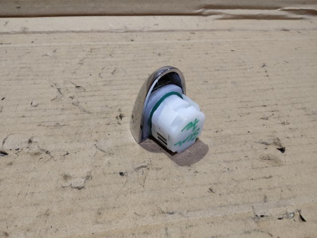 Fiat 500 L 2012-2017 Zárbetét kupak Használt JE, JH, BH