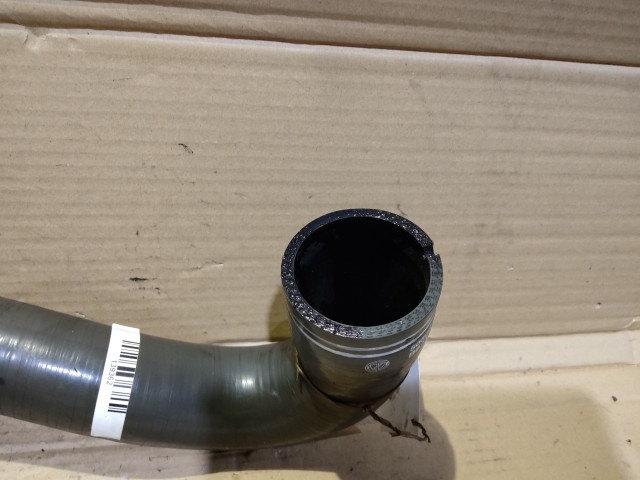 Alfa Romeo 159 1,9 16v Diesel levegőcső turbóból az intercollerba 50501561