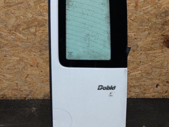 160498 Fiat Doblo 2000-2009 jobb hátsó üveges raktérajtó, a képen látható sérülésekkel