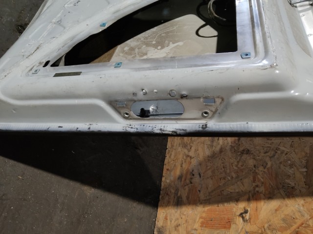 160498 Fiat Doblo 2000-2009 jobb hátsó üveges raktérajtó, a képen látható sérülésekkel