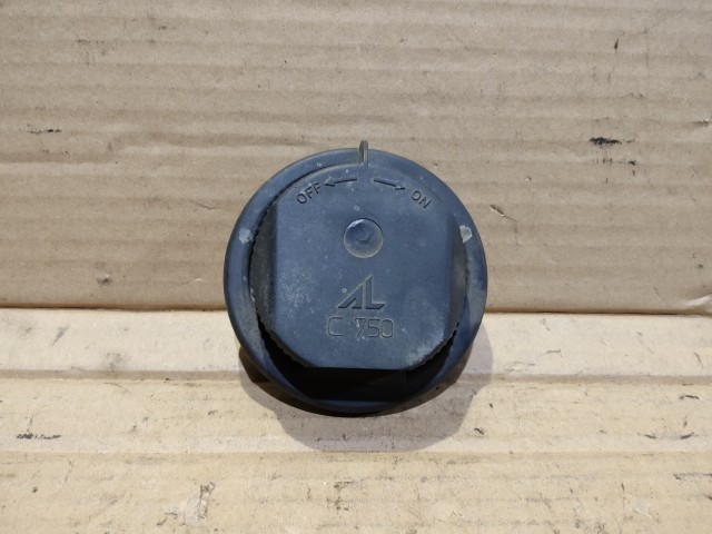 Alfa Romeo 156 1997-2005 Lámpa, Fényszóró, izzó takaró kupak Használt Első  85mm  