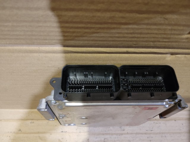 Fiat 500 L 1,6 16v Diesel motorvezérlő 55282567 , 0281032339