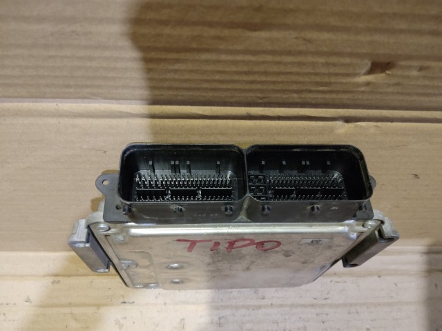 Fiat Tipo 2015- 1,6 16v Diesel motorvezérlő  55265162 , 0281031204