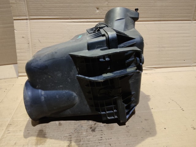 160639 Lancia Thema  2012-2014 3,0 V6 Diesel légszűrőház