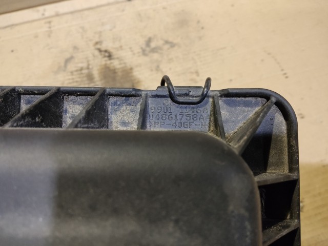 160639 Lancia Thema  2012-2014 3,0 V6 Diesel légszűrőház