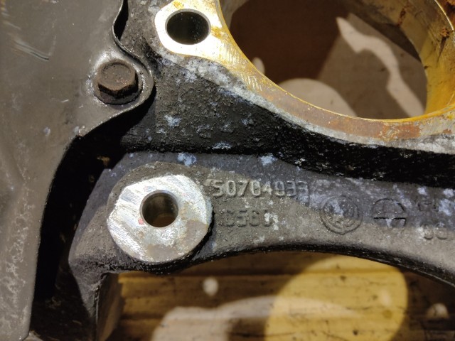 160858 Alfa Romeo 159, Brera, Spider bal hátsó csonkállvány, kerékagy 50704933