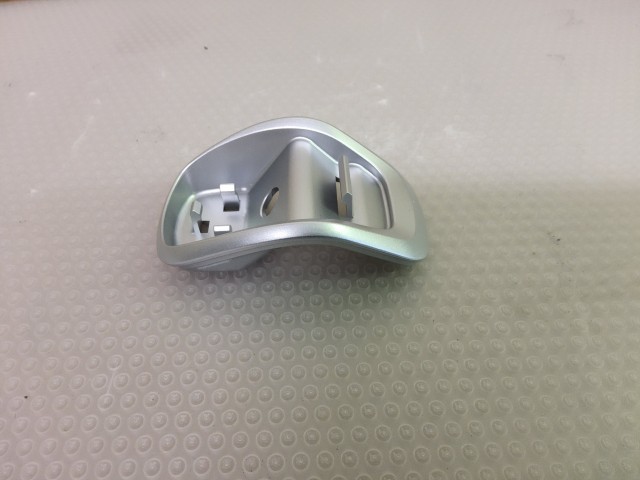 Lancia Delta 2008-2014 gyári új váltógomb közép rész 55344988