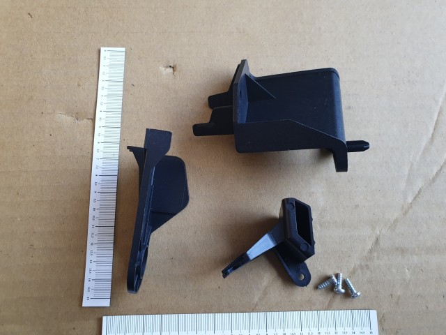 Fiat Grande Punto utángyártott új, jobb első fényszóró fül javító készlet