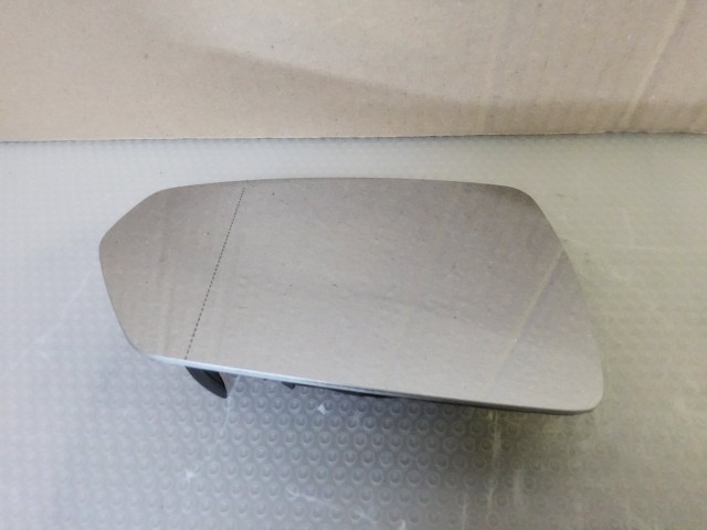 Audi A1 2018- utángyártott új, bal oldali fűthető, visszapillantó tükör lap, aszférikus, ezüst színű