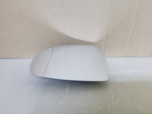 Audi A1 2010-2018 utángyártott új, bal oldali visszapillantó tükör lap, aszférikus, ezüst színű 