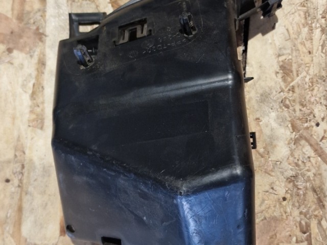 Fiat Panda II. biztosítéktábla ház alsórész 51794732