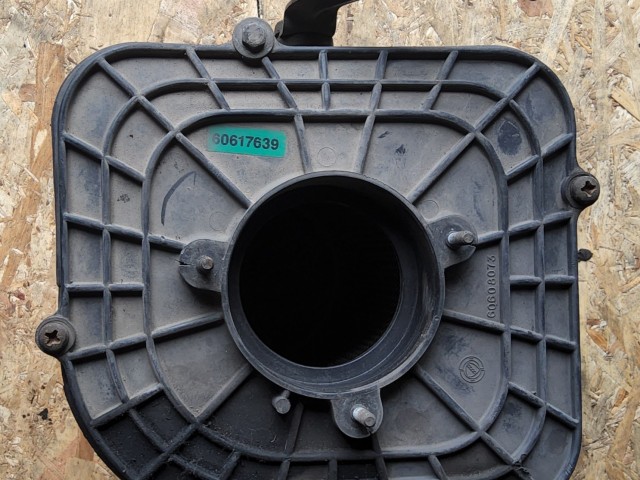 Alfa Romeo 166 2,4 10v Diesel légszűrőház 60617639