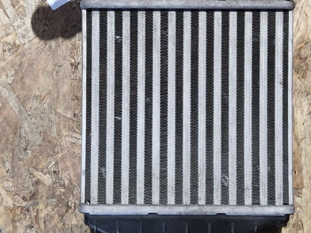 Fiat Idea 1,3 16v Diesel intercoller 46836770