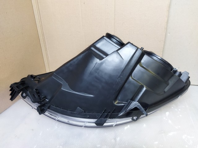 Fiat Ducato 2011-2014 utángyártott új, jobb első fényszóró 7 pines 1366101080