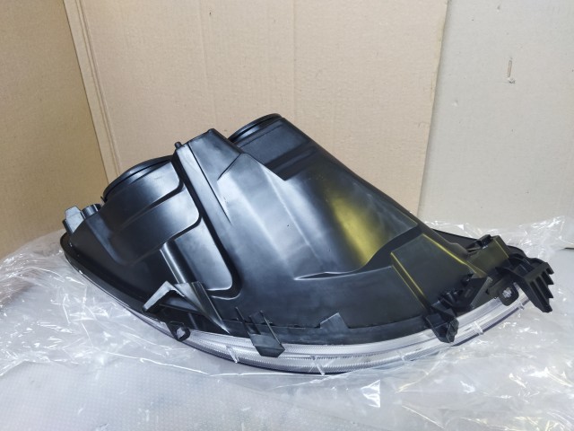 Fiat Ducato 2011-2014 utángyártott új, bal első fényszóró 7 pines 1366102080