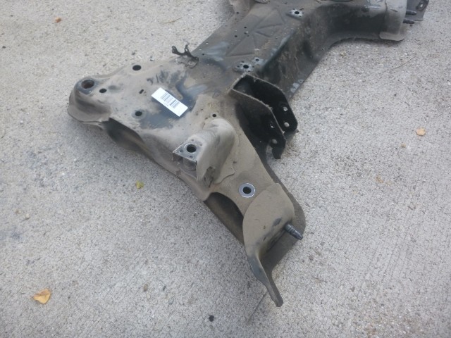 143339 Citroen DS5 2011-2018 2,0 Diesel automata váltós első segédalváz (bölcső) 