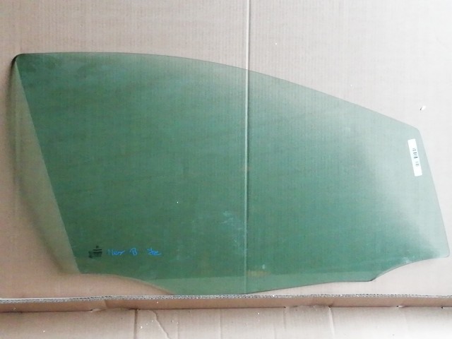 130086 Mercedes Benz B-Class 2005-2011 jobb első zöld színű üveg
