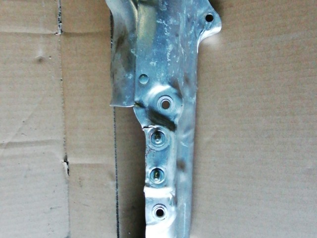 Citroen DS5  2,0 Diesel kipufogó hővédő lemez 9805447380