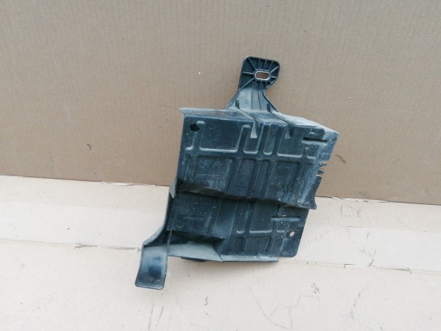 Citroen DS5 2011-2018 2,0 16v Diesel, jobb oldali ,alsó motor védő 9807277480