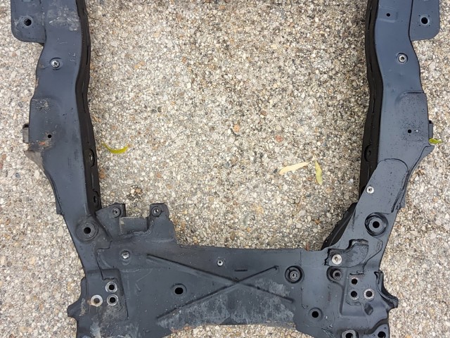 Alfa Romeo 159 , Brera , Spider első kerék hajtású első segédalváz (bölcső) 96520393