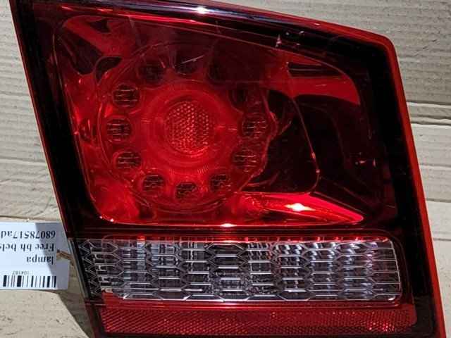 104187 Fiat Freemont 2011-2015 bal hátsó belső lámpa 68078517AD