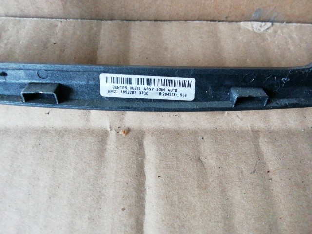Ford Galaxy 2006-2015 Közép konzol Használt