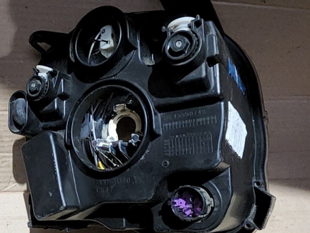 12239 Fiat 500 2007-2015 bal első fényszóró, a képen látható sérüléssel 51787492