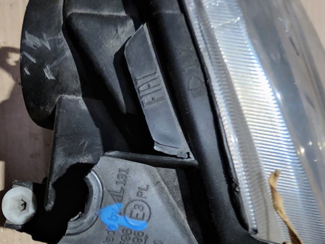 24065 Fiat 500 2007-2015 bal első fényszóró, képen látható sérüléssel 51787492