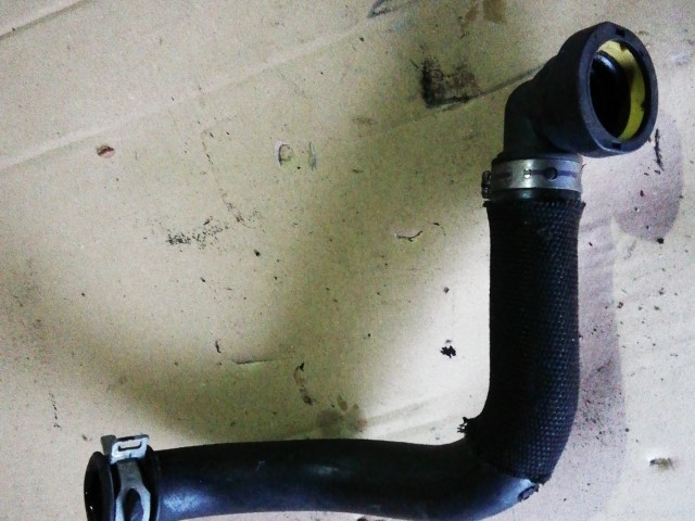 Ford Galaxy 2006-2015 Levegőcső  Használt karter gáz cső 6G906A886BC