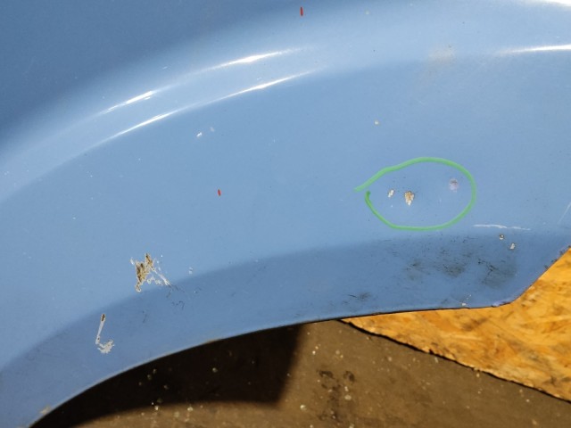 163195 Fiat Freemont 2011-2015 Bal hátsó Kék színű ajtó, a képen látható sérüléssel