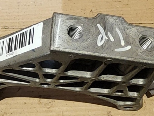 Fiat Tipo 1,3 16v Mjet váltótartó alubak 52040965