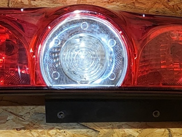 165013 Fiat Doblo III.  2009-2015, Opel Combo D, bal hátsó lámpa kettényíló ajtós kivitelhez 51810674