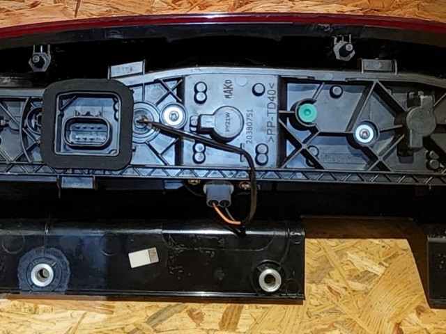 Fiat Doblo III. 2009-2015 Opel Combo D bal hátsó lámpa kettényíló hátsó ajtós kivitelhez 51810674