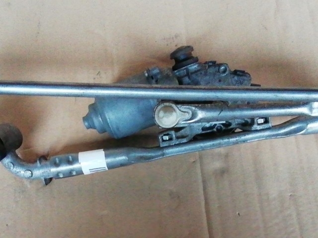 Jeep Cherokee 2013-2020 első Ablaktörlő motor mechanikával 68102175aa