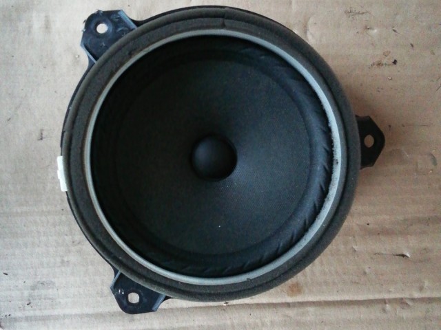 Toyota Rav 4 2006-2013 bal első hangszóró 861602B580