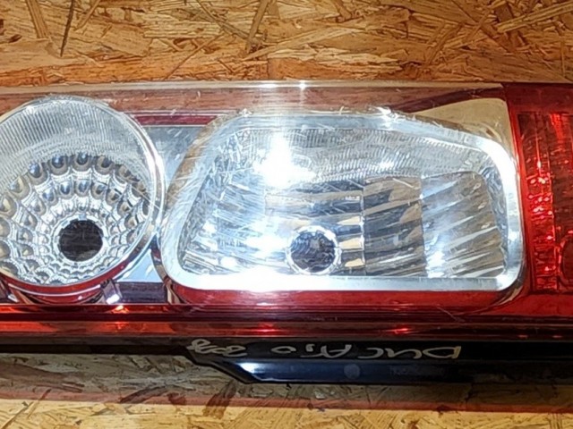 165056 Fiat Ducato 2006-2013 Bal hátsó Lámpa ,a képen látható sérüléssel 1344050080