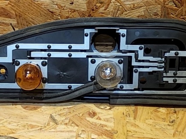 165067 Fiat Doblo 2005-2009  jobb hátsó Izzó foglalat 51755144