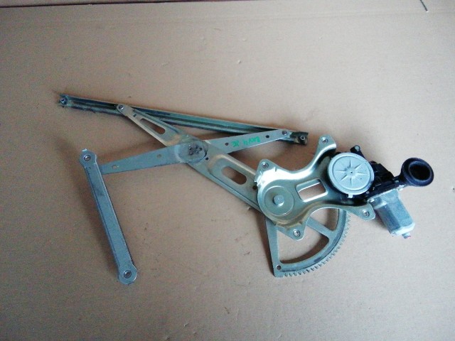 Toyota Rav 4 2006-2013 jobb első elektromos ablakemelő 8571035180