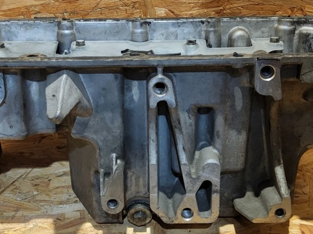 Opel Vectra C 2002-2008 1,9 8v Diesel olajteknő 55194355