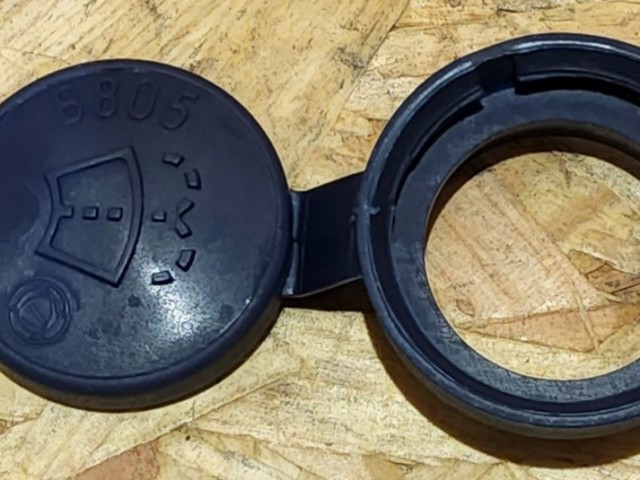 Fiat Panda II.  2003-2012 gyári új ablakmosó tartály kupak 71738957