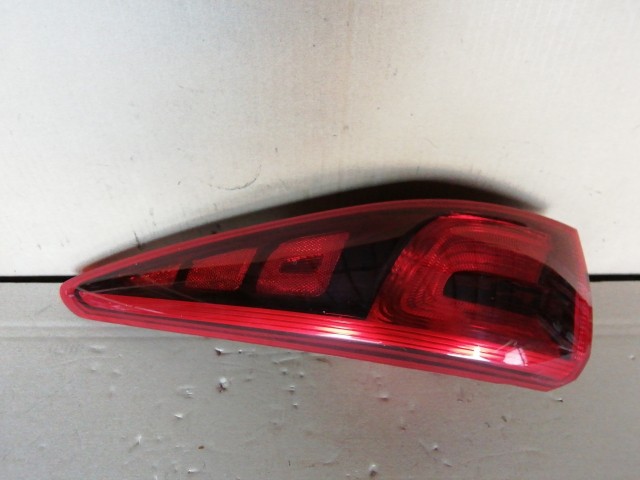 126065 Kia Sportage 2017 Jobb hátsó külső Lámpa 92402F10
