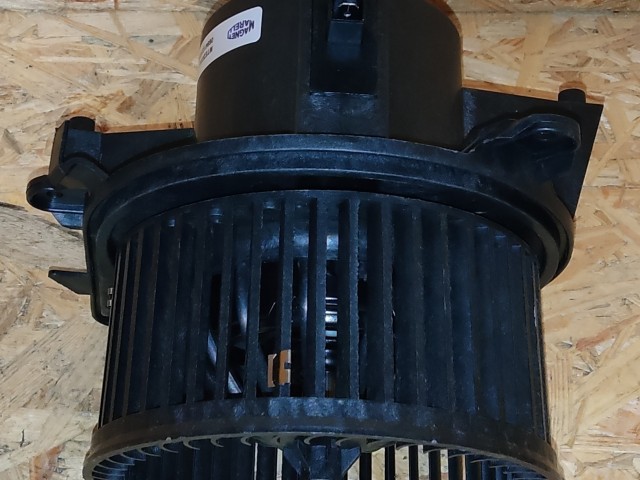 Fiat Punto II.-III. Doblo 2000-2009 utángyártott új Magneti Marelli fűtőmotor 71735484