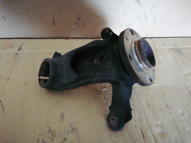 126154 Citroen C3 Picasso 2009-2017 jobb első csonkállvány (kerékagy) 24 bordás