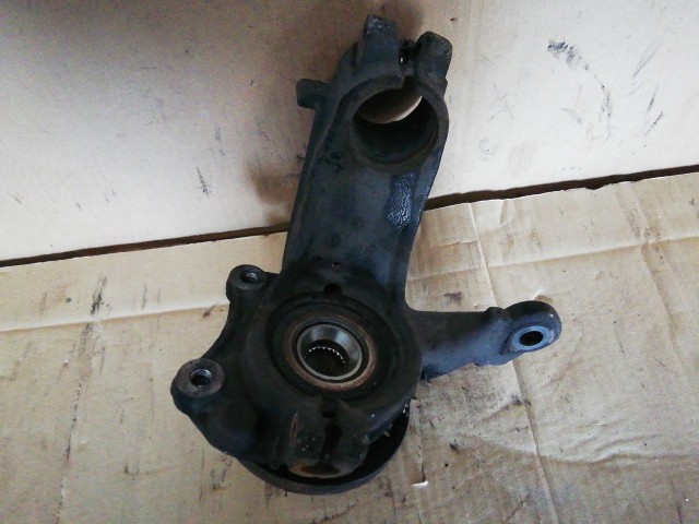 126154 Citroen C3 Picasso 2009-2017 jobb első csonkállvány (kerékagy) 24 bordás