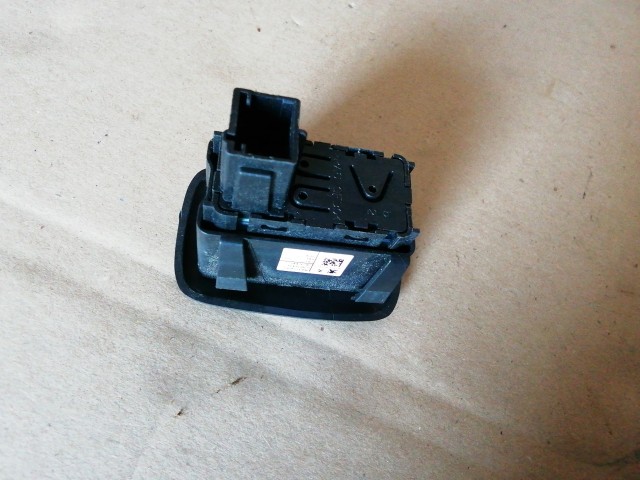 Citroen C3 Picasso  2009-2017 bal hátsó kapcsoló ablakemelő 96637535