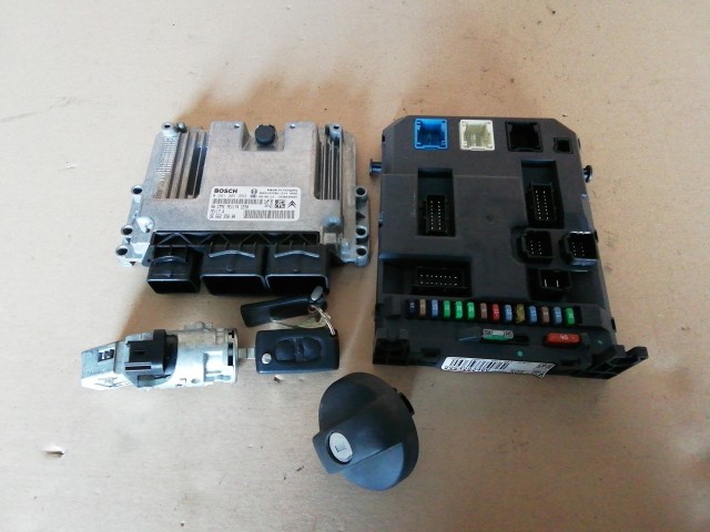 Citroen C3 Picasso  2009-2017 1,4 16v benzin motorvezérlő 9664983480, 0261201863, 9663193780