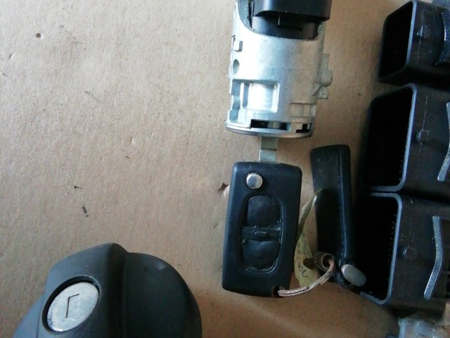 Citroen C3 Picasso  2009-2017 1,4 16v benzin motorvezérlő 9664983480, 0261201863, 9663193780