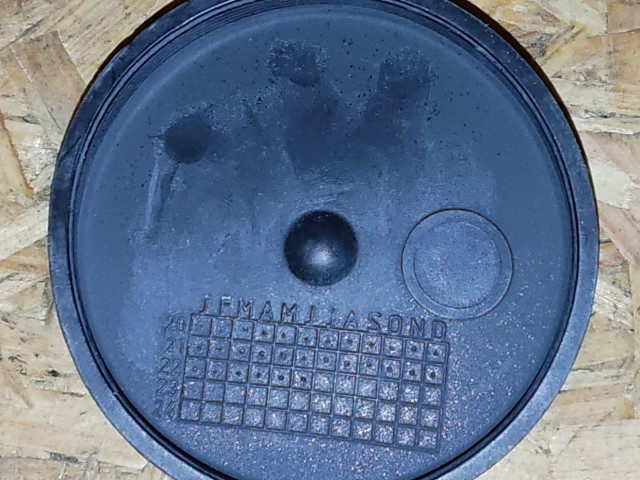 Alfa Romeo 4c, Fiat Panda 2012-. Lancia Ypsilon 2011- gyári új fényszóró izzó takaró kupak 50525981